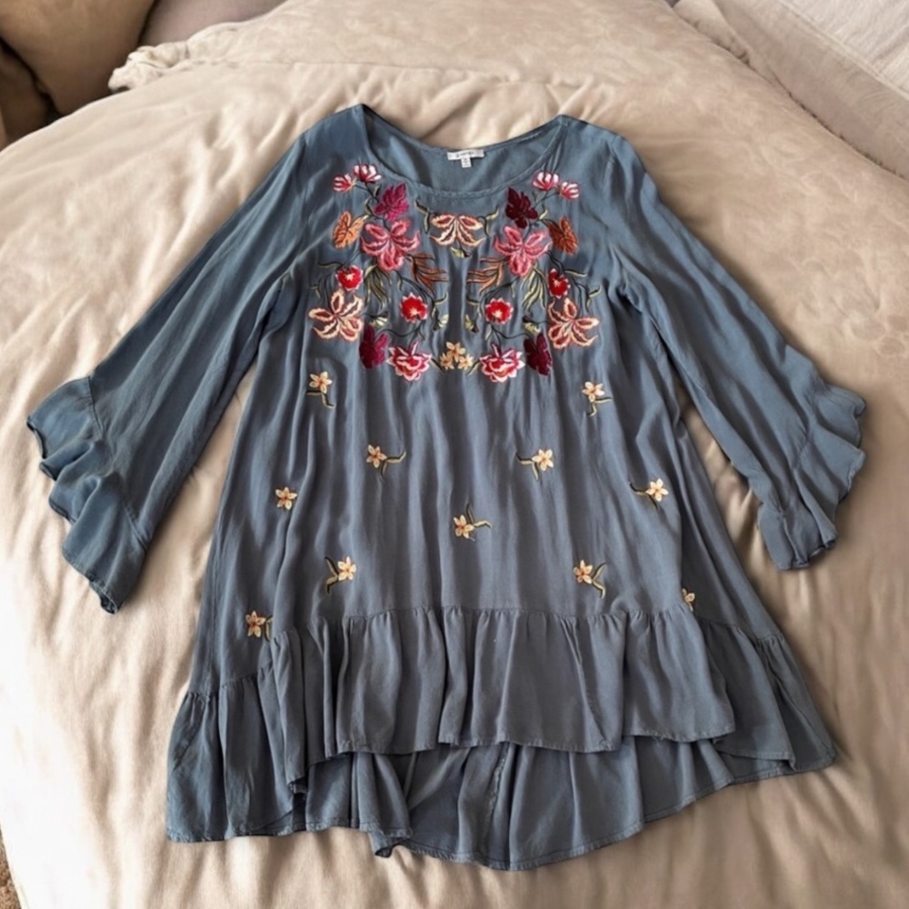 Multicolored Ruffled Bell Sleeve Sundress - Picture 7 of 7